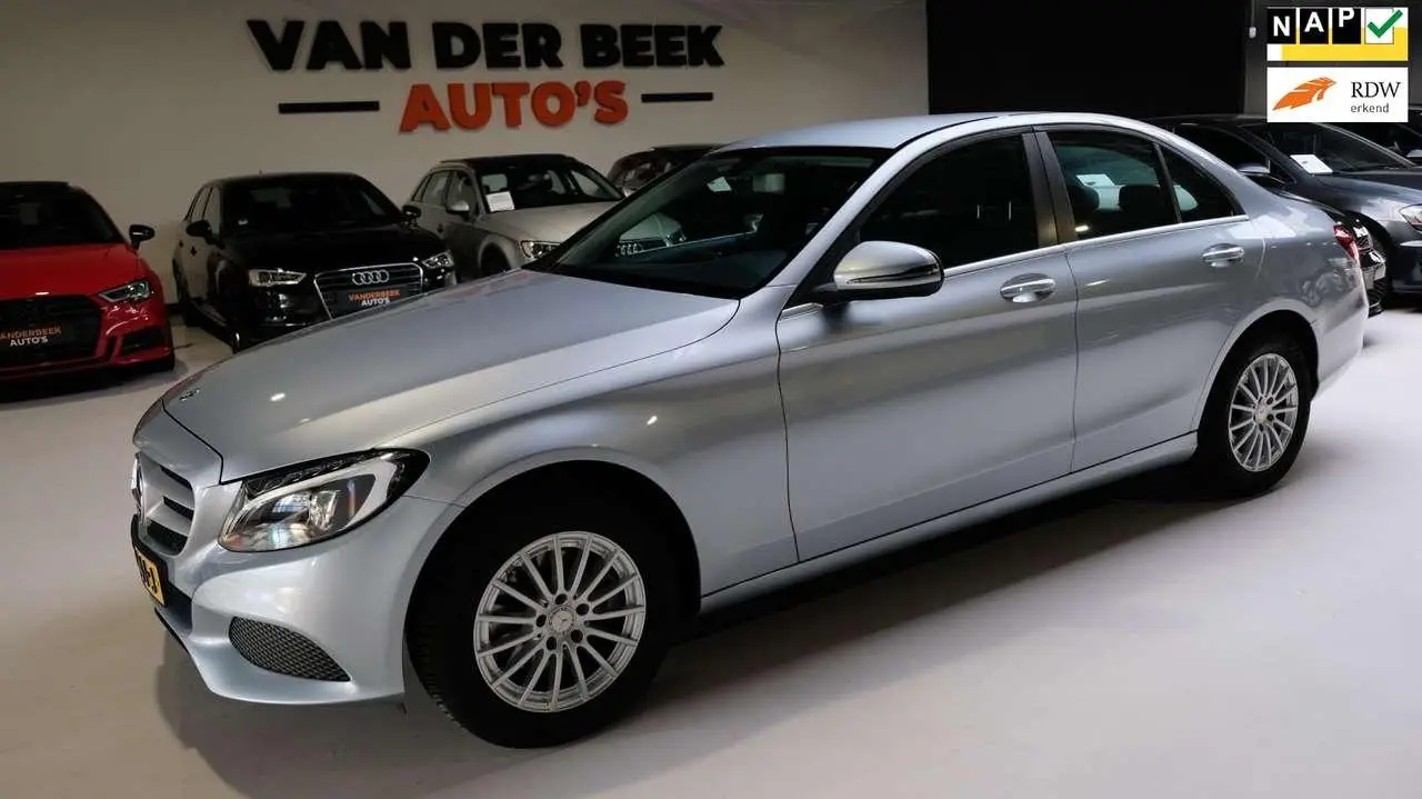 Photo 1 : Mercedes-benz Classe C 2015 Essence