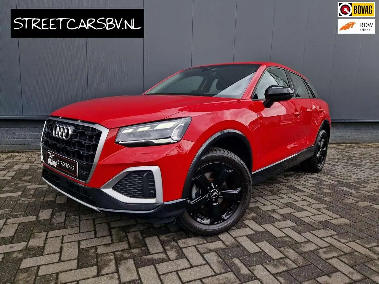 Photo 1 : Audi Q2 2021 Petrol