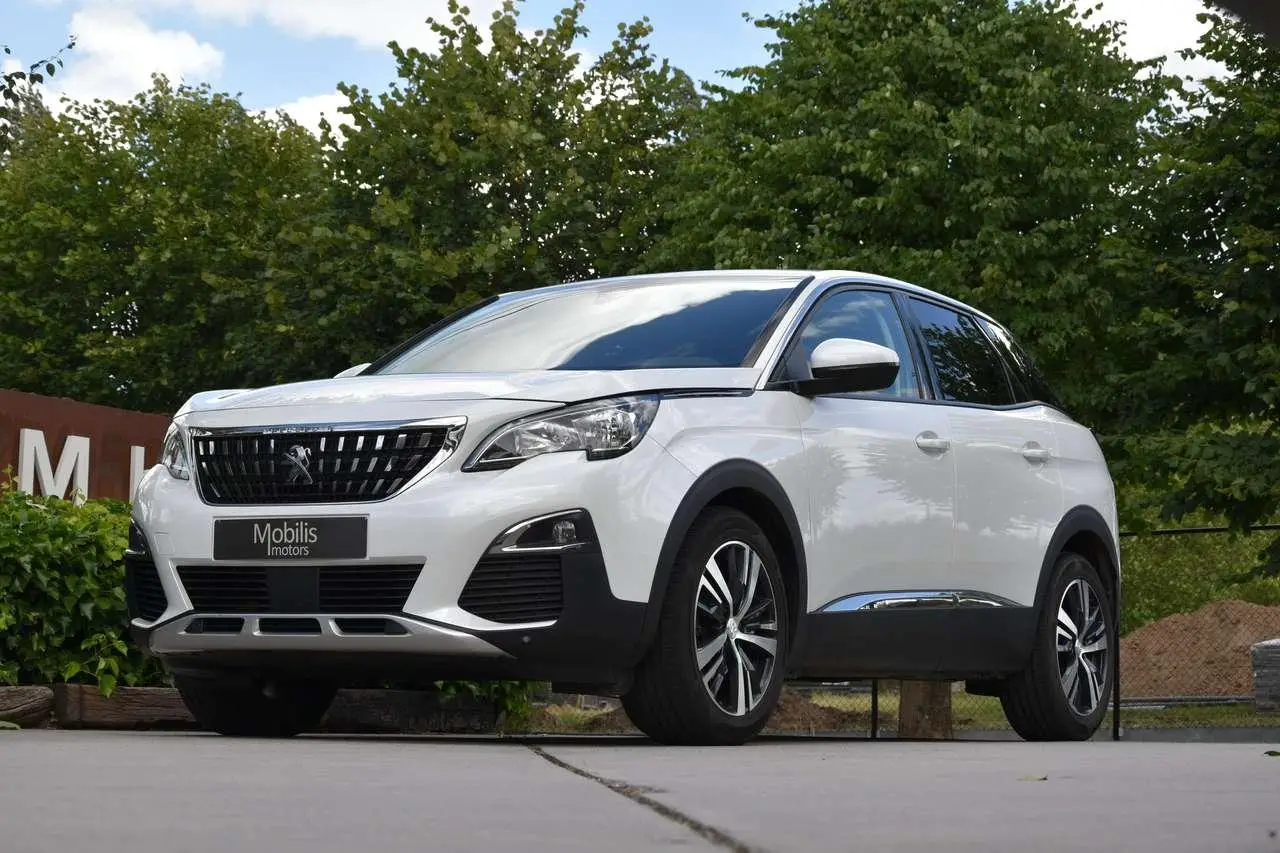 Photo 1 : Peugeot 3008 2019 Diesel