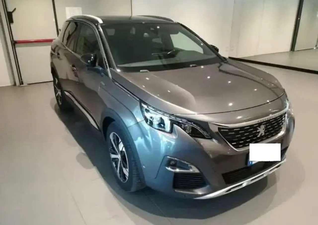 Photo 1 : Peugeot 3008 2018 Diesel