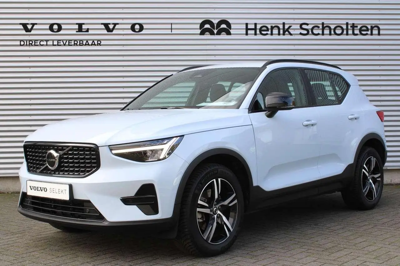 Photo 1 : Volvo Xc40 2024 Petrol