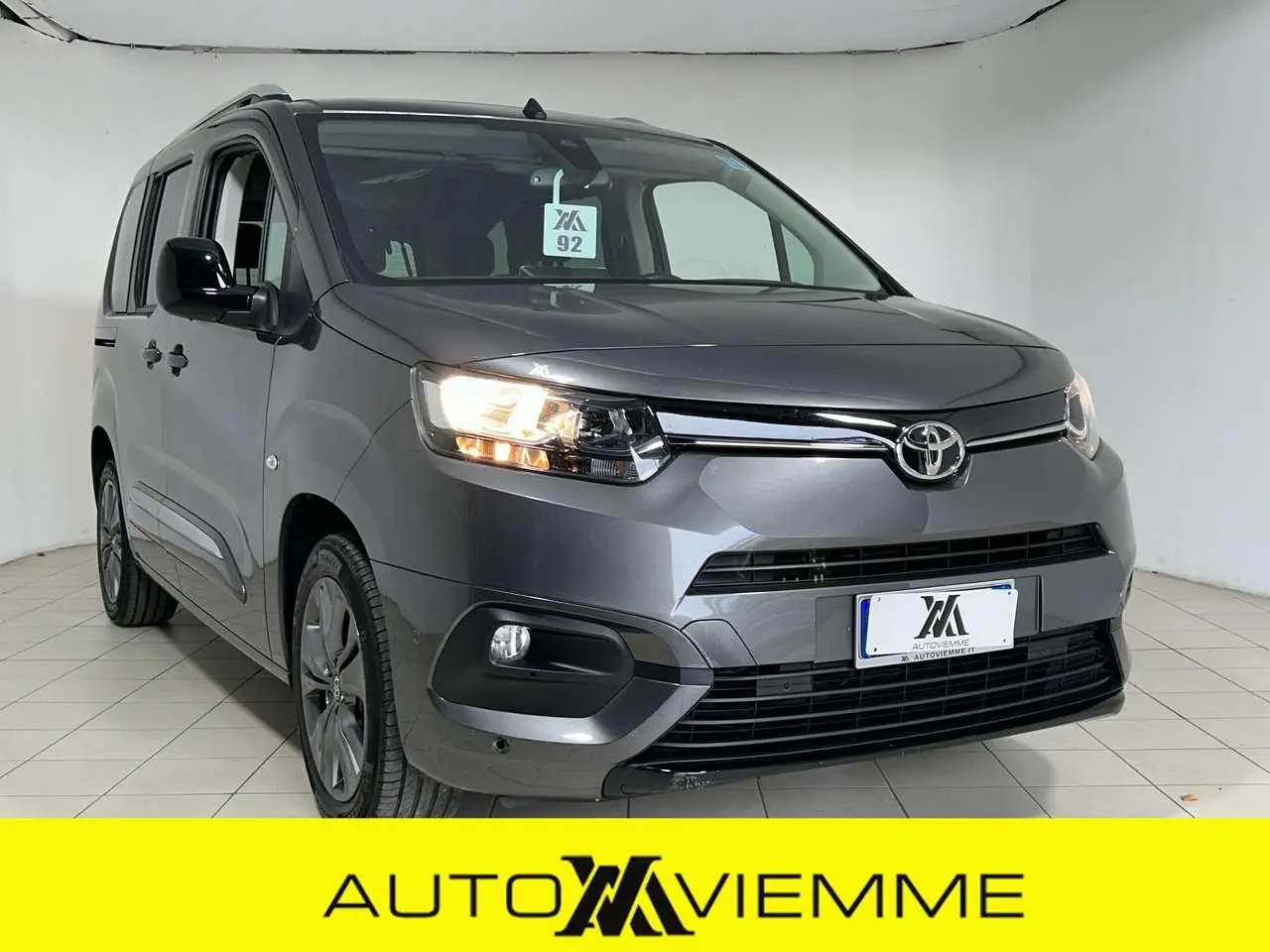 Photo 1 : Toyota Proace 2022 Petrol