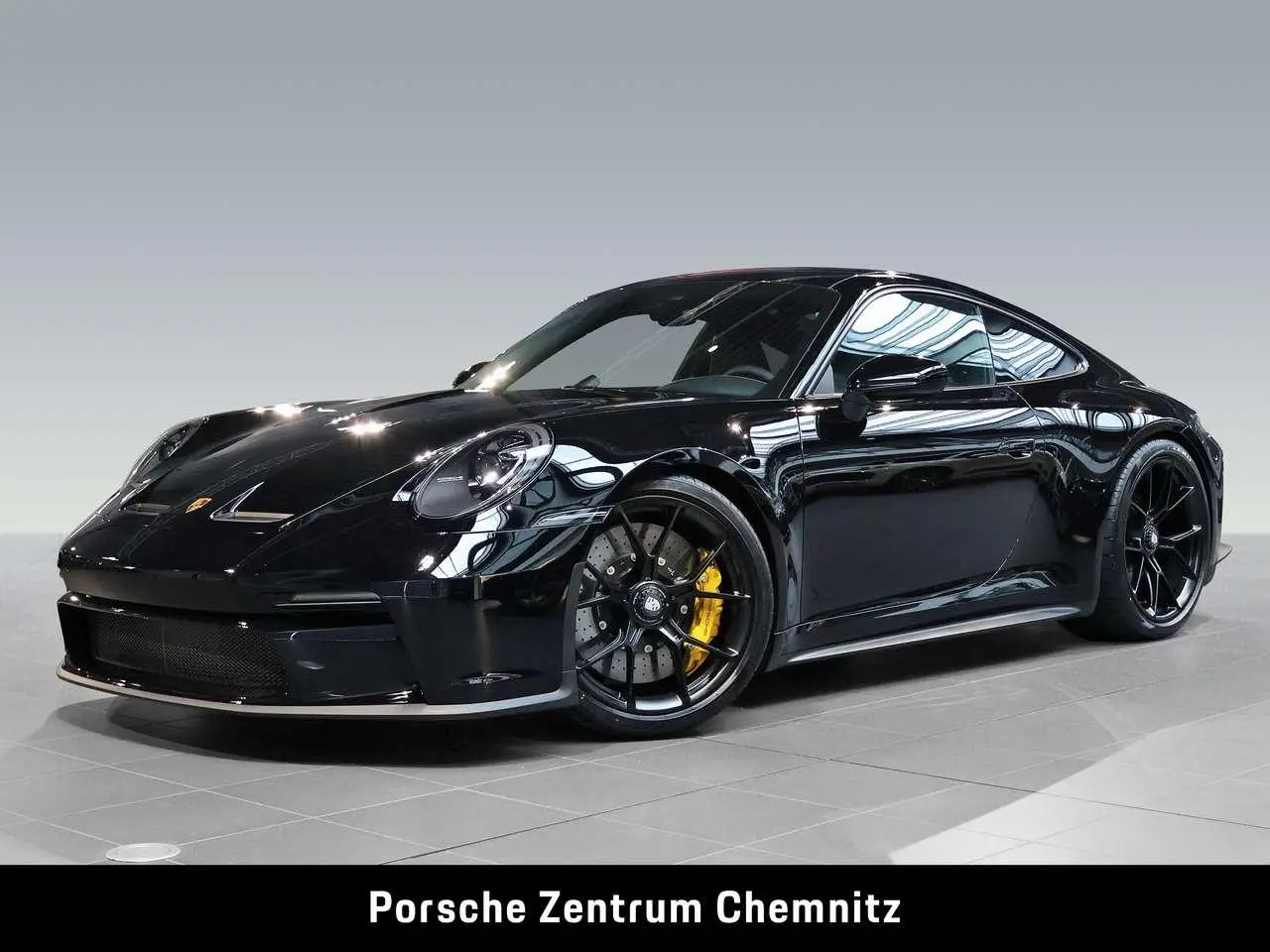 Photo 1 : Porsche 992 2024 Essence