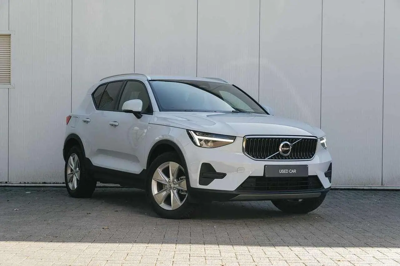 Photo 1 : Volvo Xc40 2024 Hybride