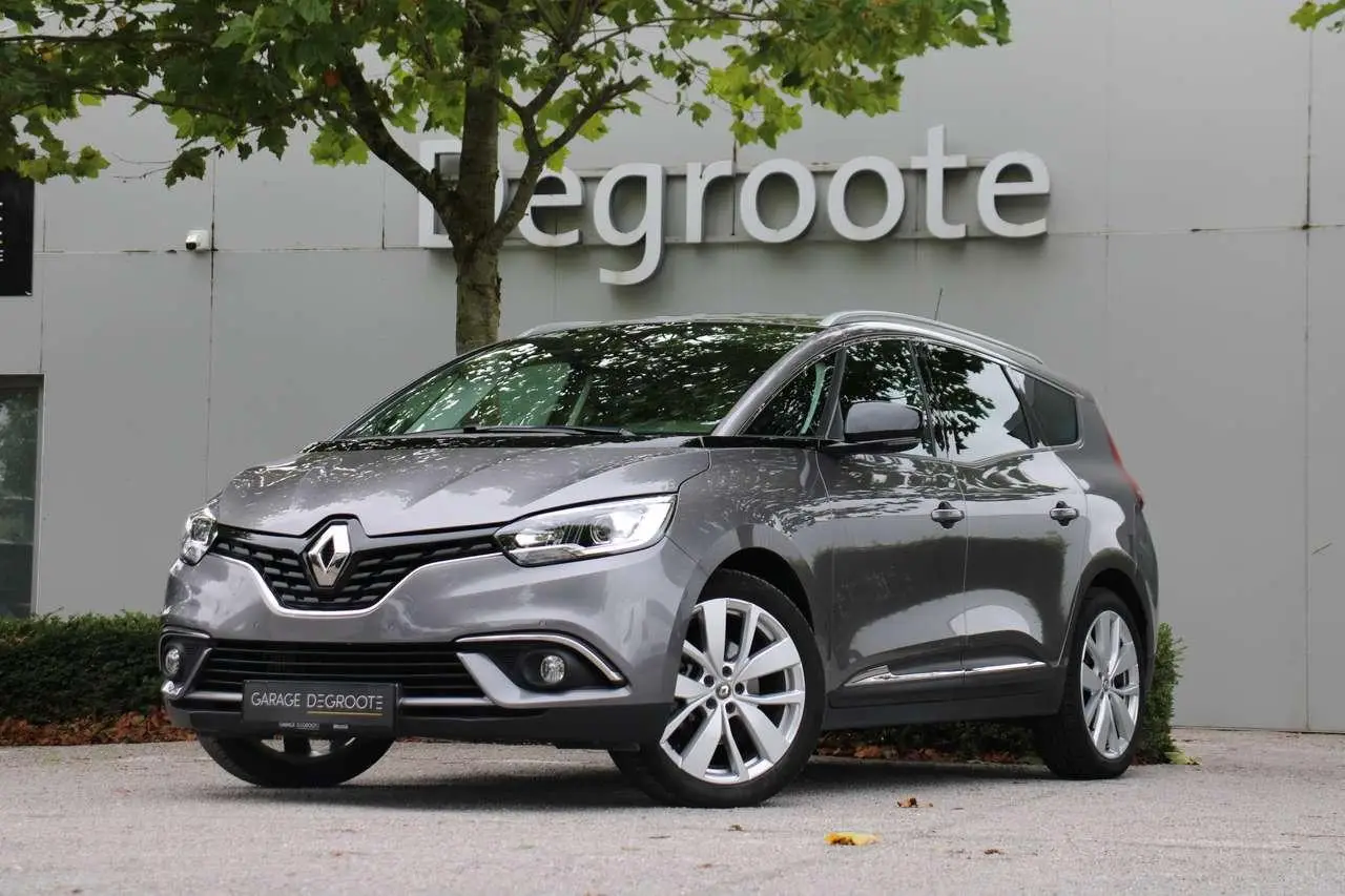 Photo 1 : Renault Grand Scenic 2020 Essence