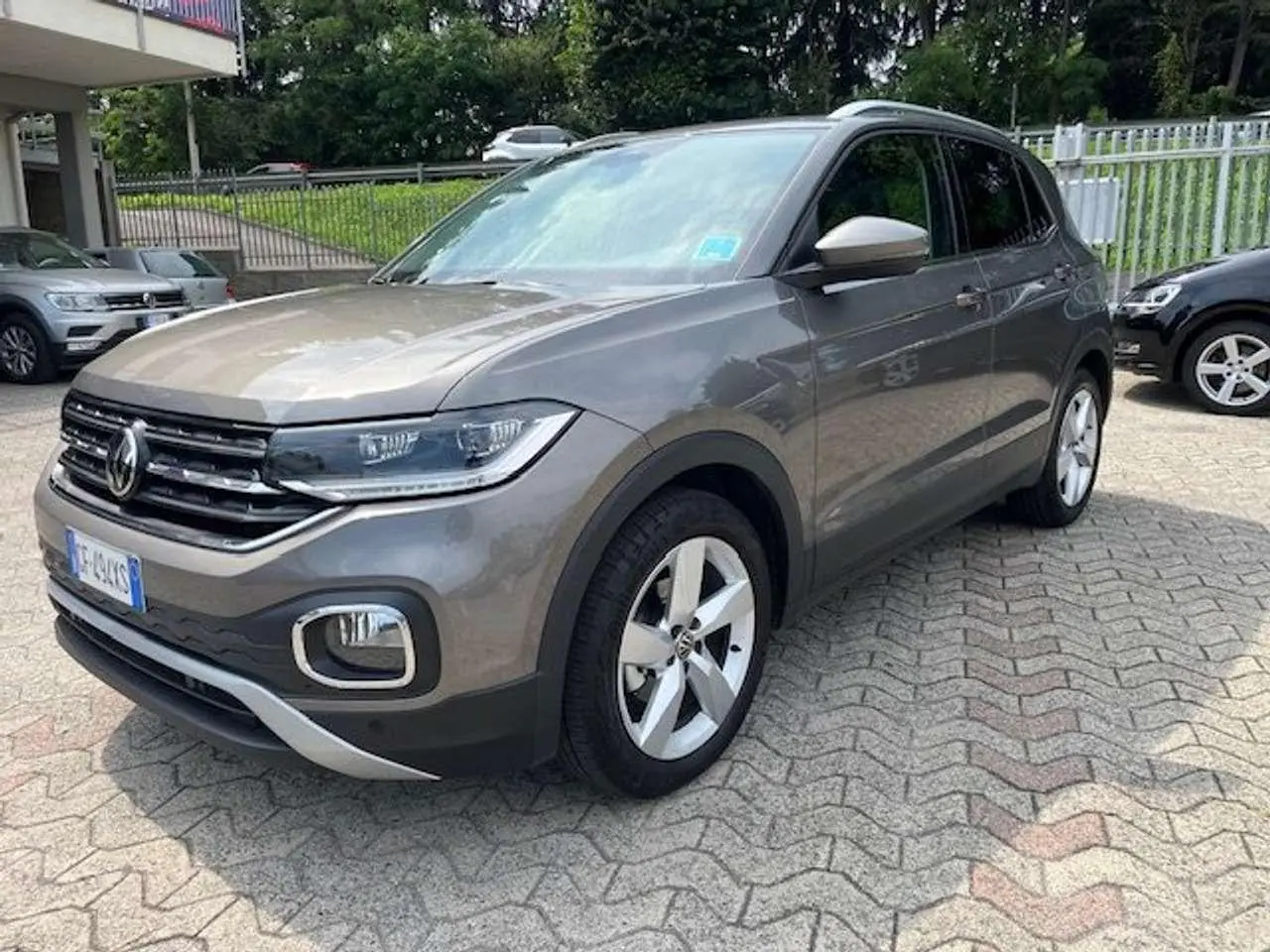 Photo 1 : Volkswagen T-cross 2021 Petrol