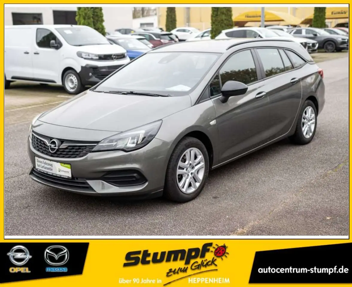 Photo 1 : Opel Astra 2021 Essence