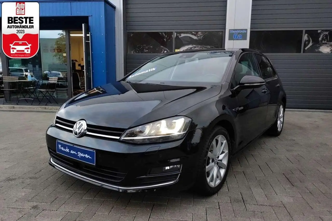 Photo 1 : Volkswagen Golf 2015 Petrol