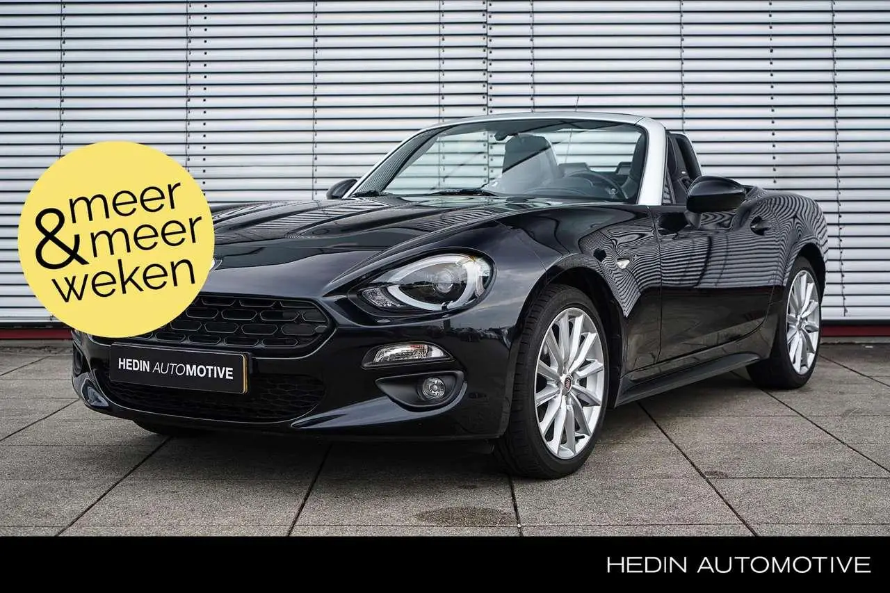 Photo 1 : Fiat 124 Spider 2016 Essence