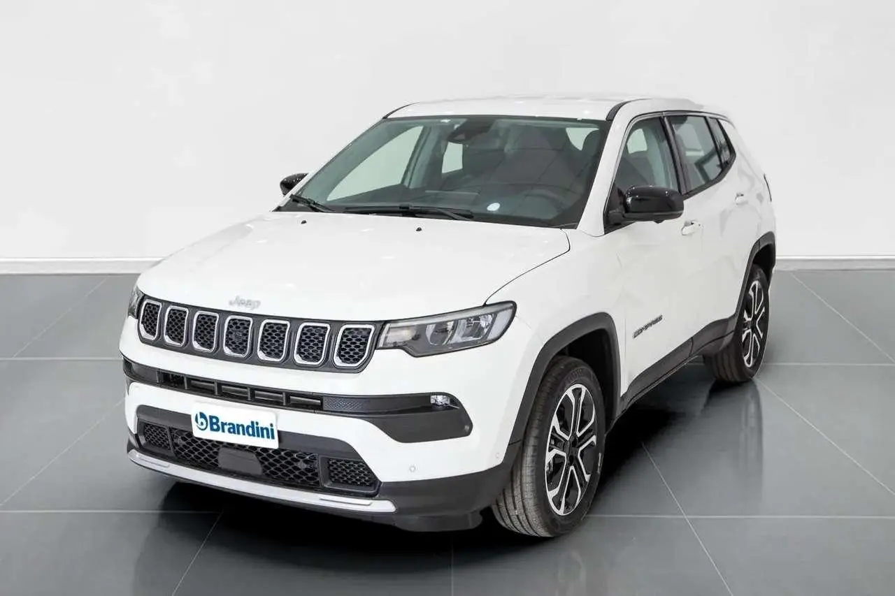 Photo 1 : Jeep Compass 2024 Hybrid