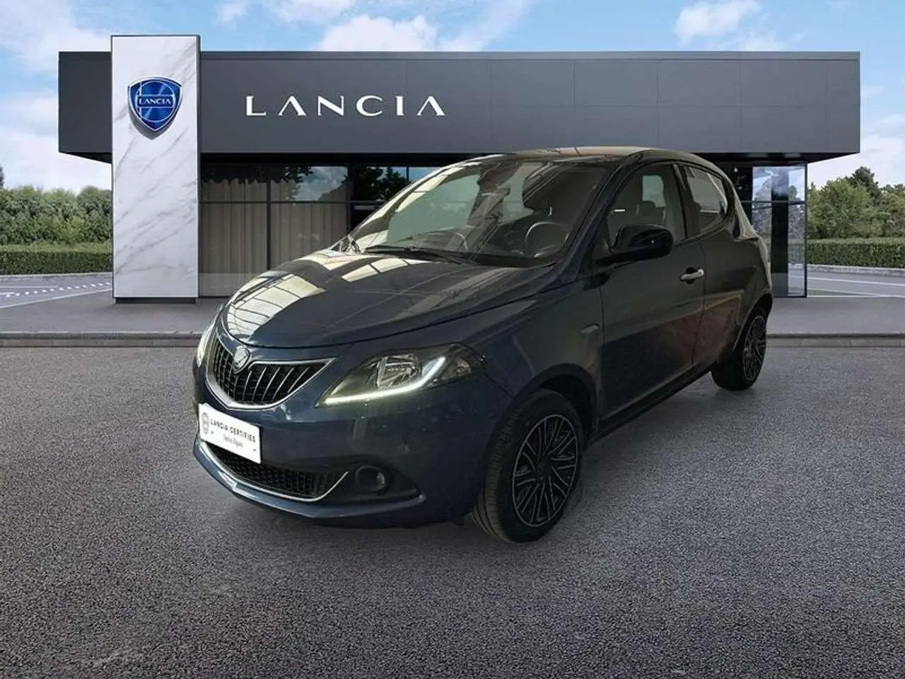 Photo 1 : Lancia Ypsilon 2022 Essence