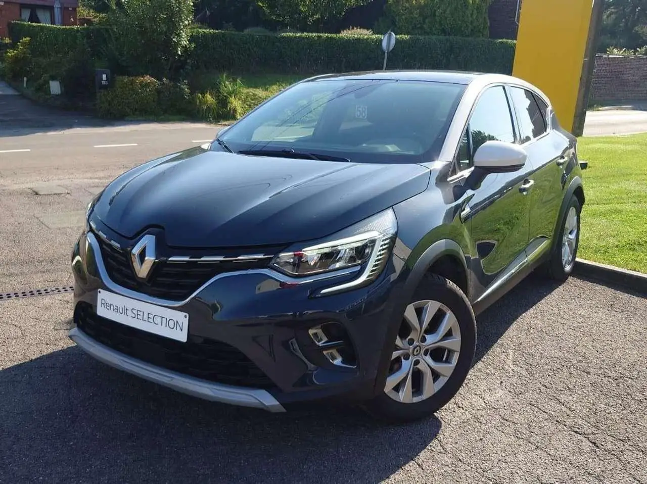 Photo 1 : Renault Captur 2021 Hybride