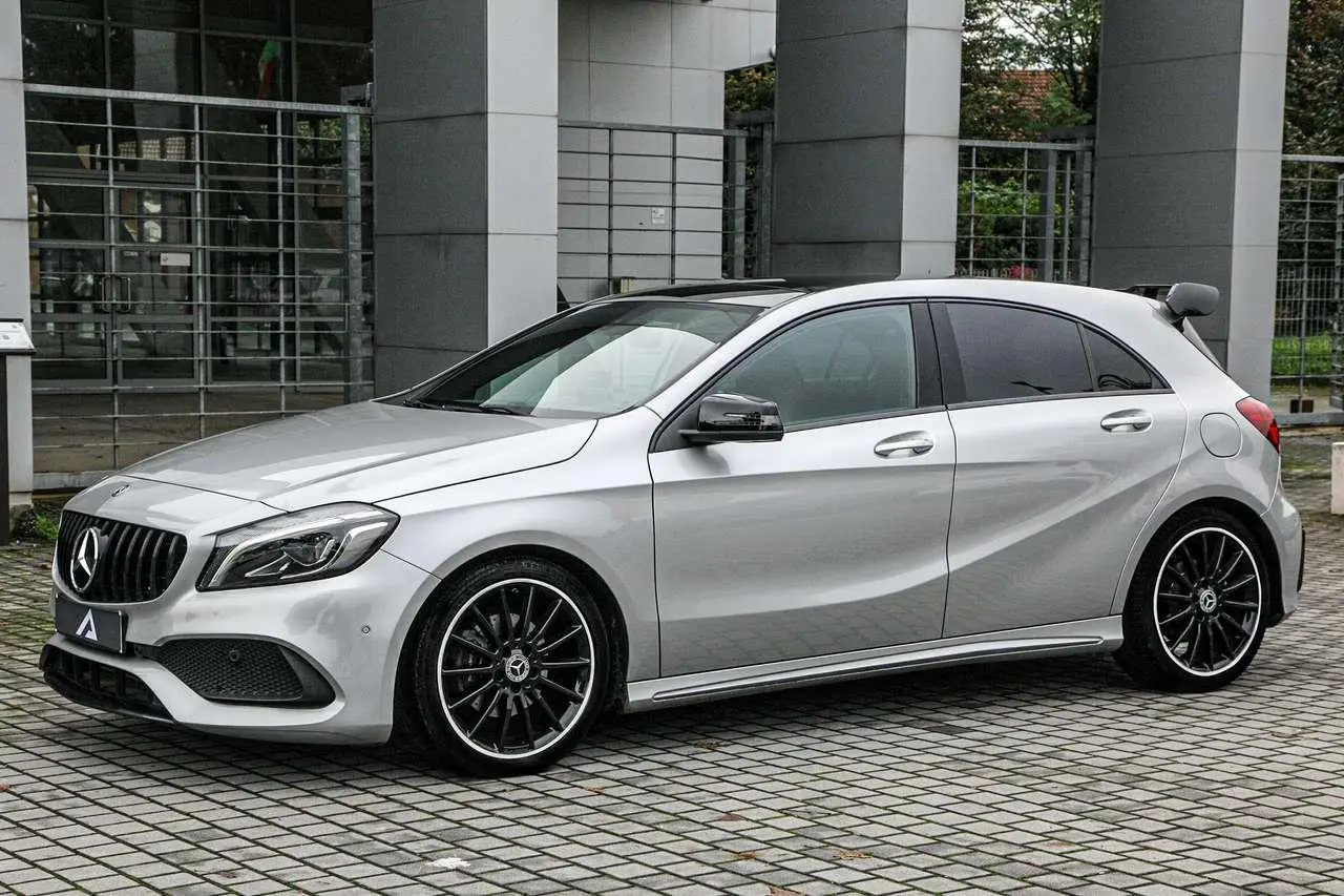 Photo 1 : Mercedes-benz Classe A 2018 Essence