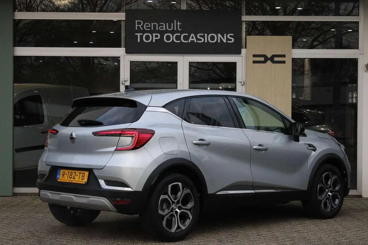 Photo 1 : Renault Captur 2022 Petrol