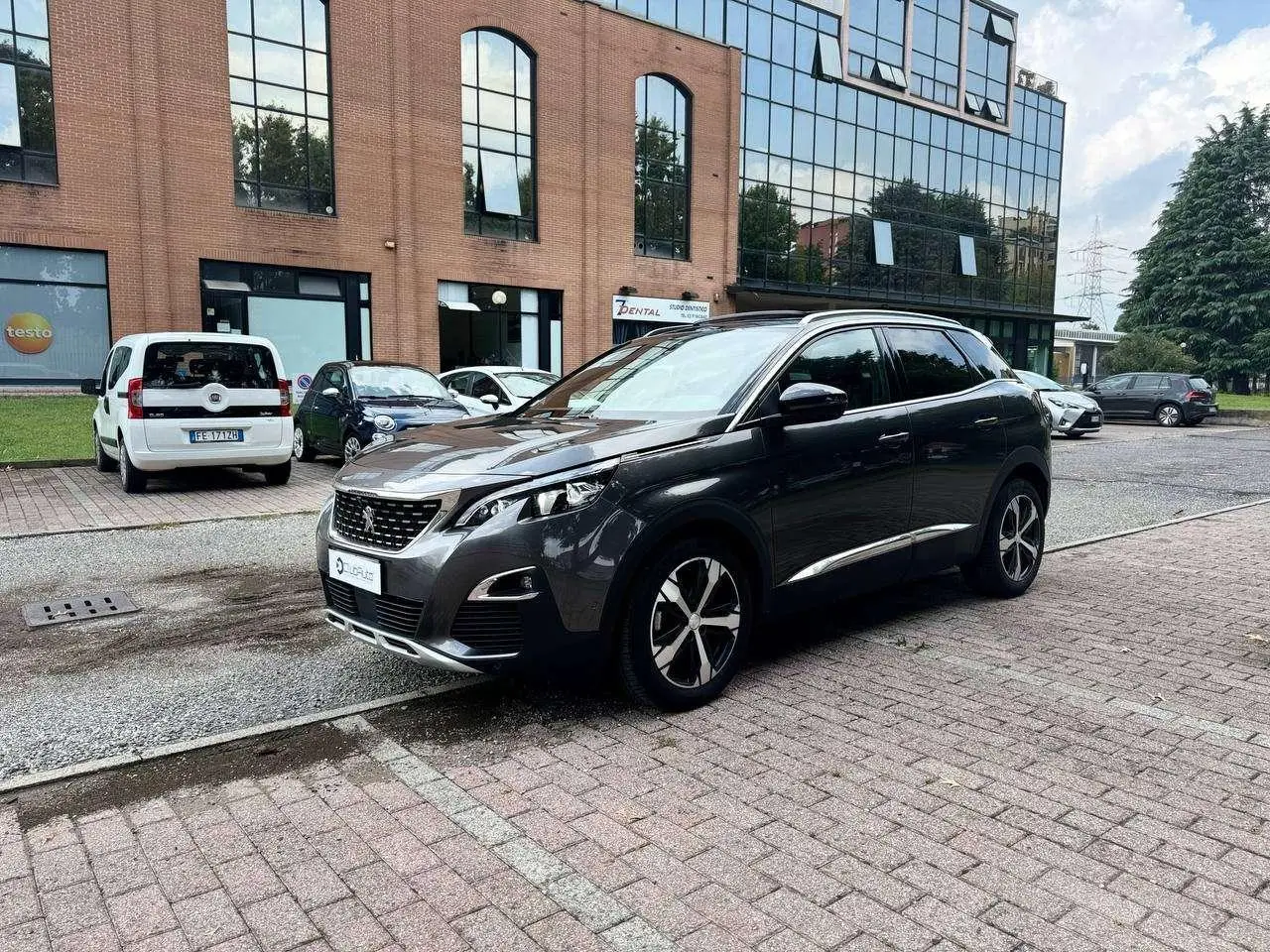 Photo 1 : Peugeot 3008 2020 Diesel