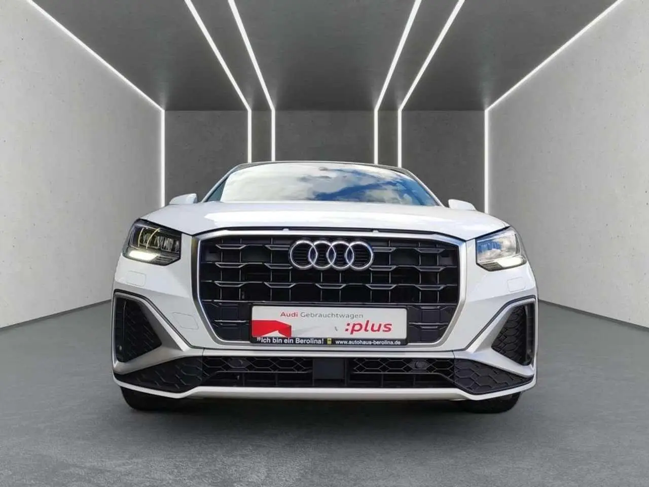 Photo 1 : Audi Q2 2021 Essence