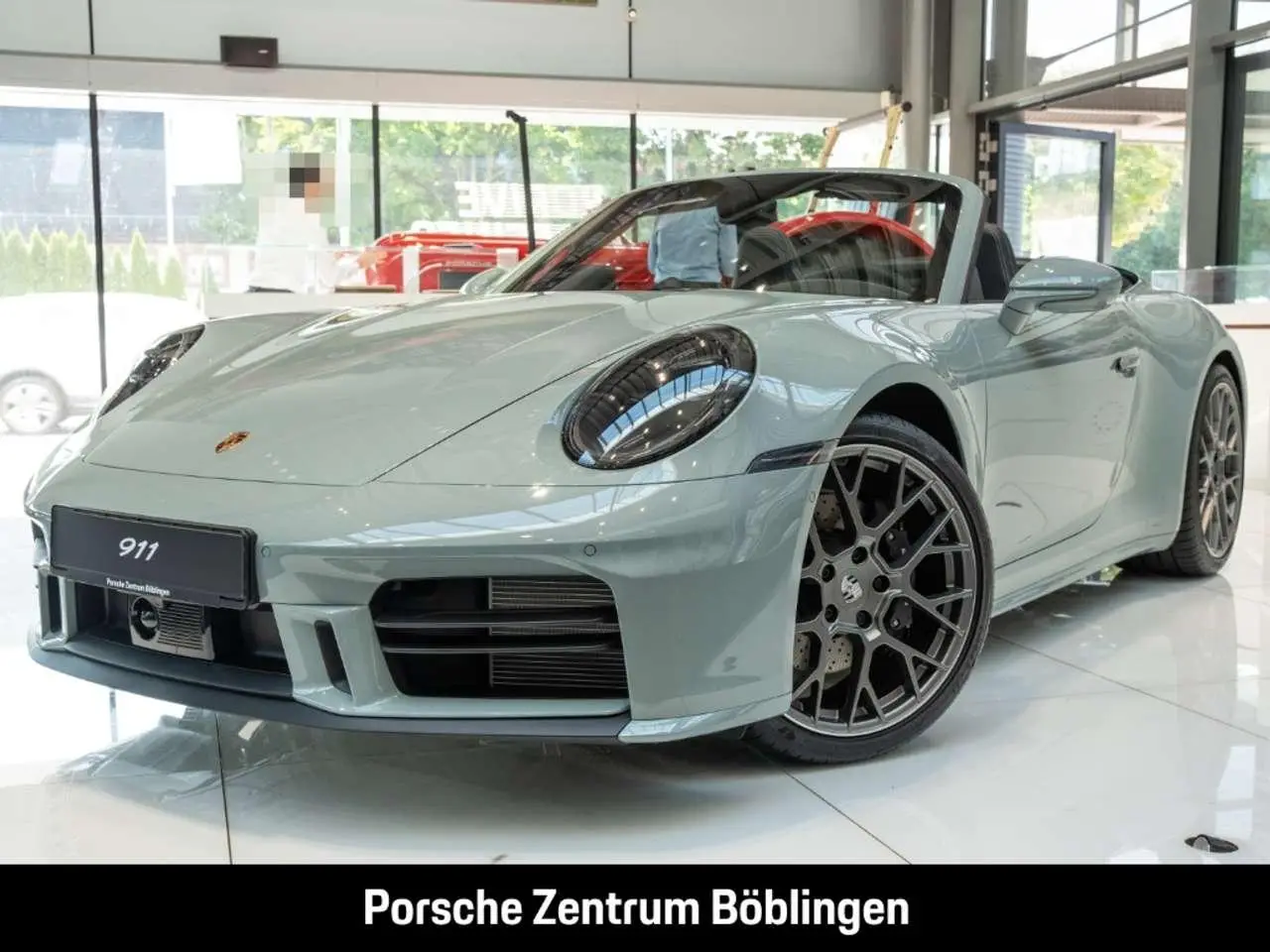 Photo 1 : Porsche 992 2024 Essence