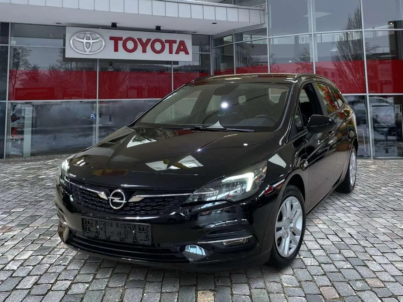 Photo 1 : Opel Astra 2022 Essence