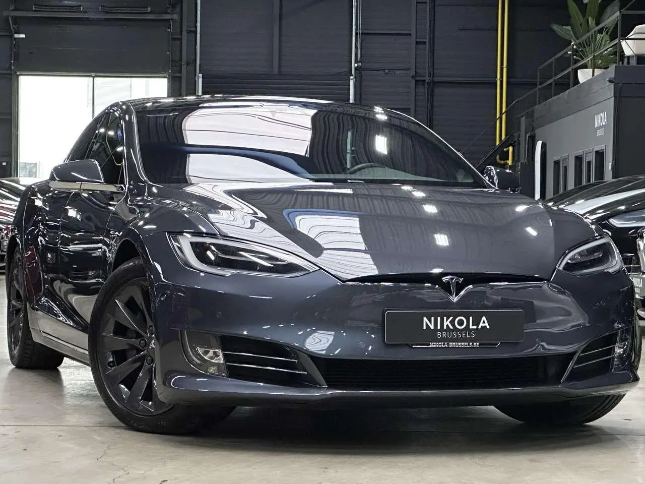 Photo 1 : Tesla Model S 2019 Électrique