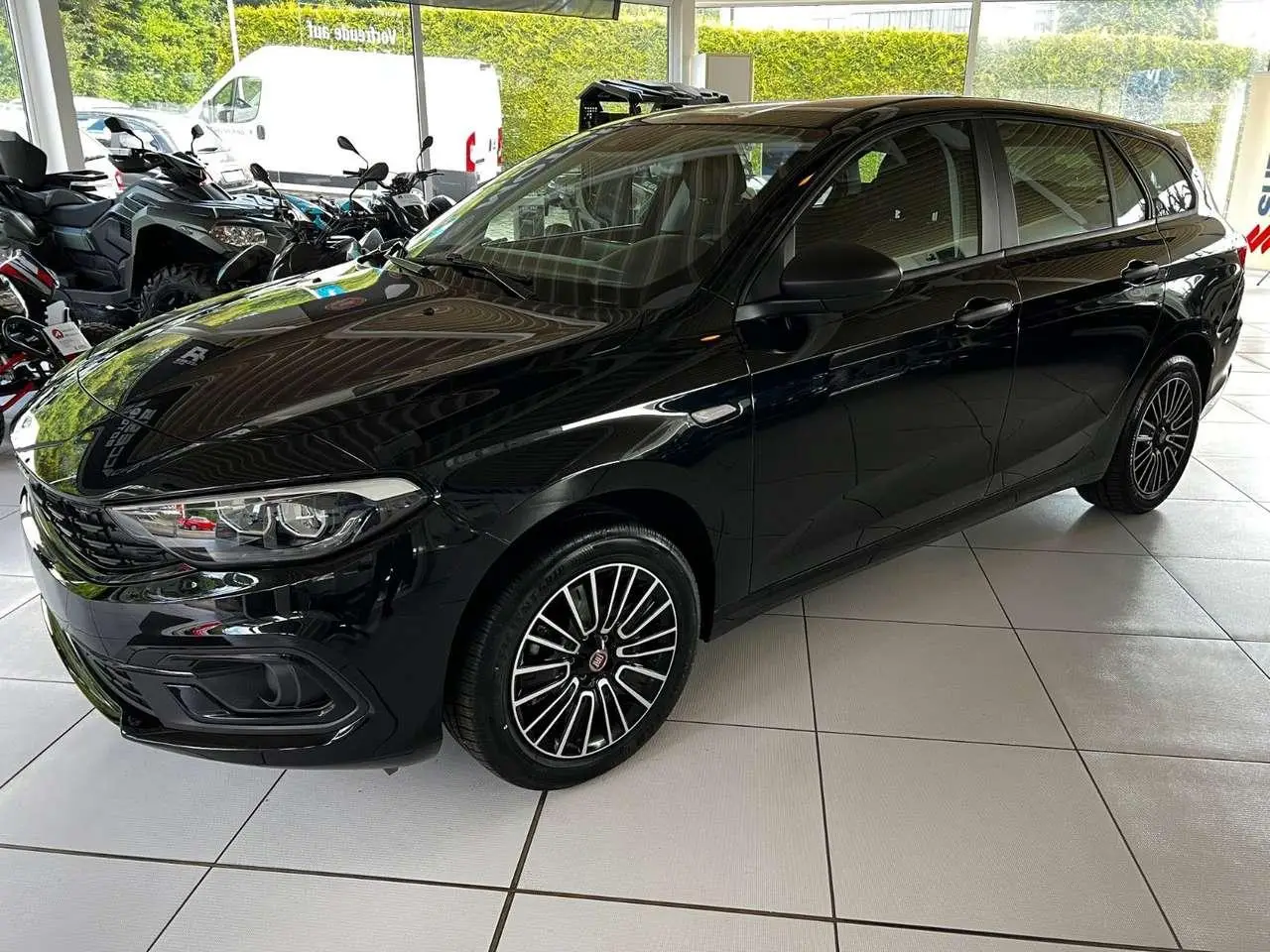 Photo 1 : Fiat Tipo 2024 Hybride