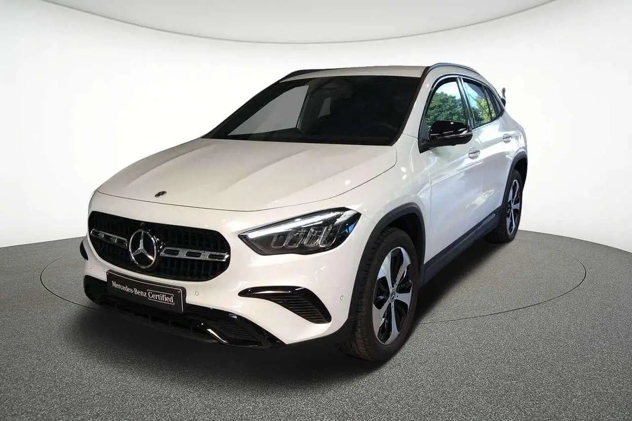 Photo 1 : Mercedes-benz Classe Gla 2023 Hybride