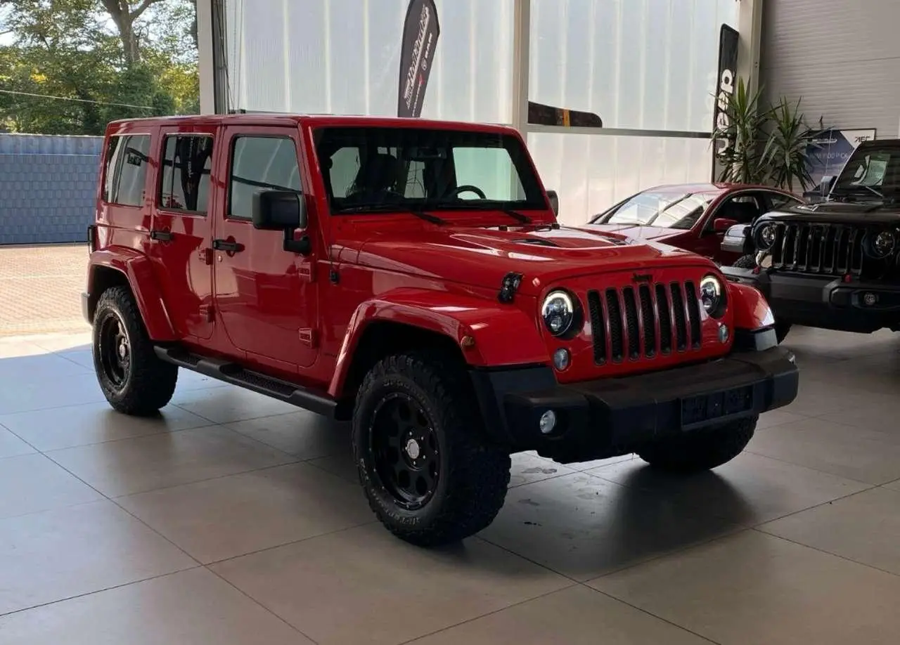 Photo 1 : Jeep Wrangler 2015 Petrol