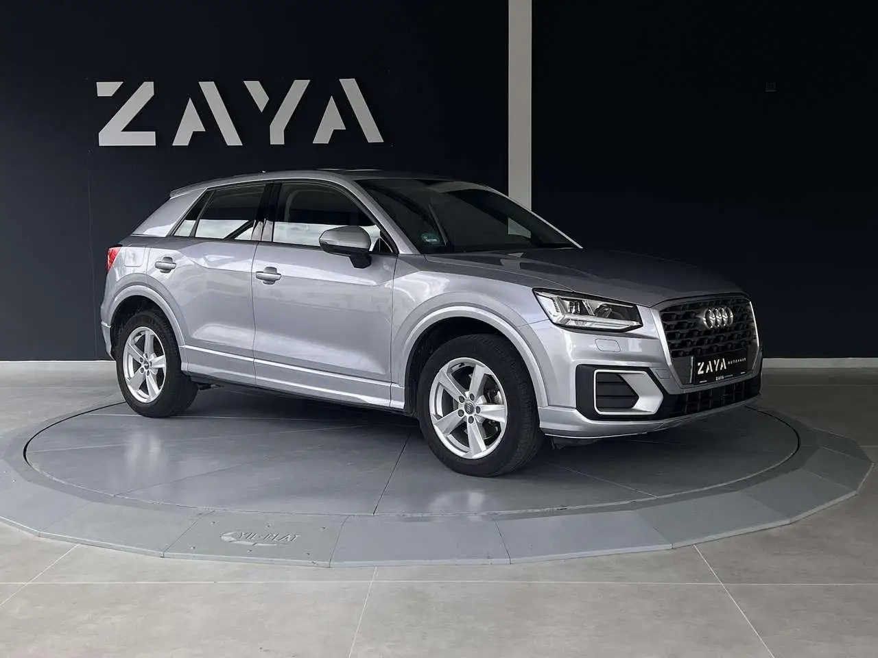 Photo 1 : Audi Q2 2019 Petrol