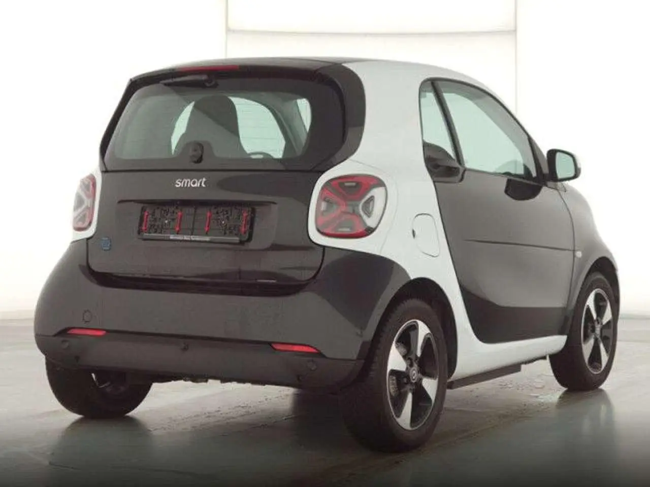 Photo 1 : Smart Fortwo 2023 Electric