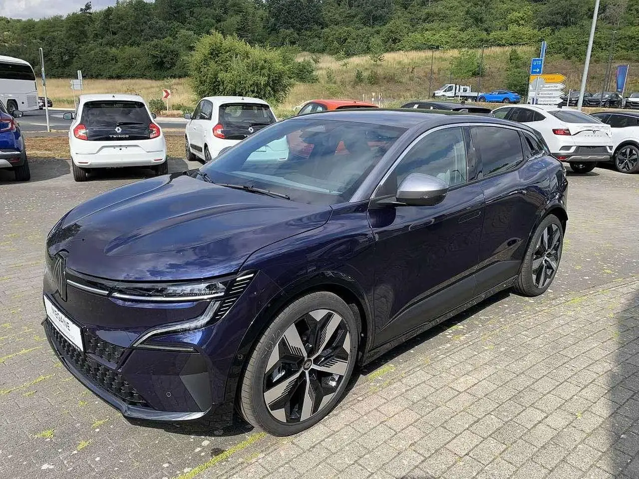 Photo 1 : Renault Megane 2023 Électrique