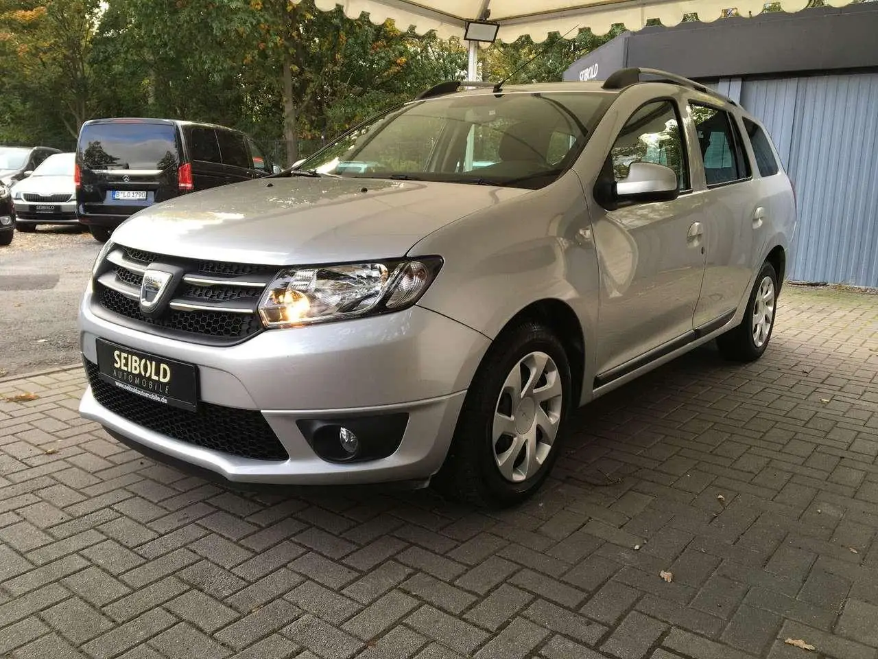 Photo 1 : Dacia Logan 2015 Essence