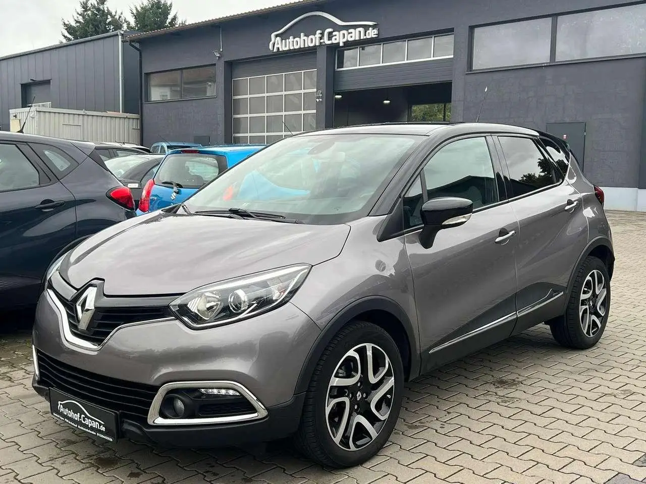 Photo 1 : Renault Captur 2016 Petrol