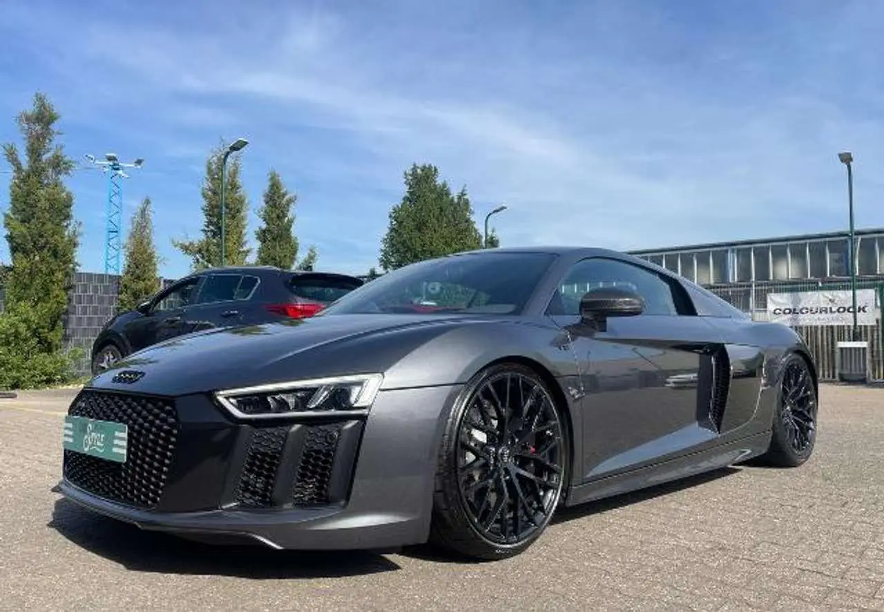 Photo 1 : Audi R8 2018 Essence