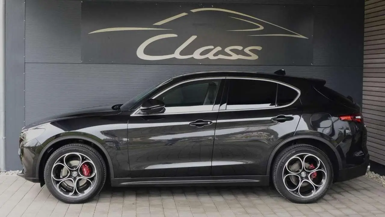 Photo 1 : Alfa Romeo Stelvio 2021 Diesel