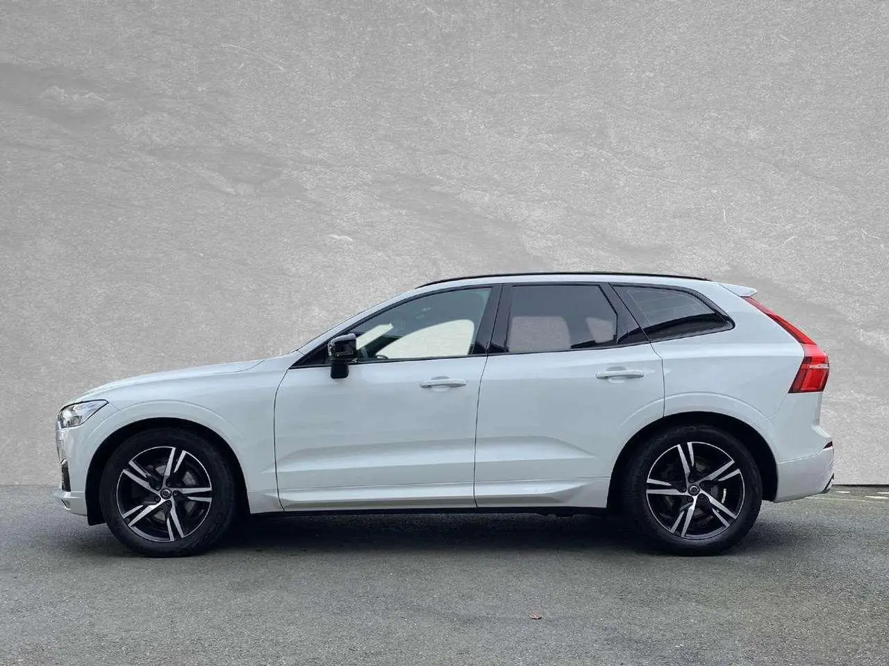 Photo 1 : Volvo Xc60 2019 Diesel