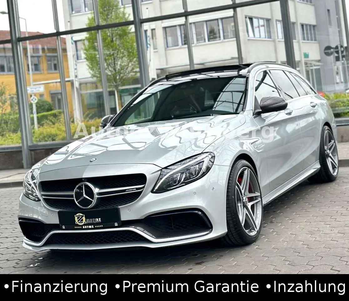 Photo 1 : Mercedes-benz Classe C 2015 Petrol