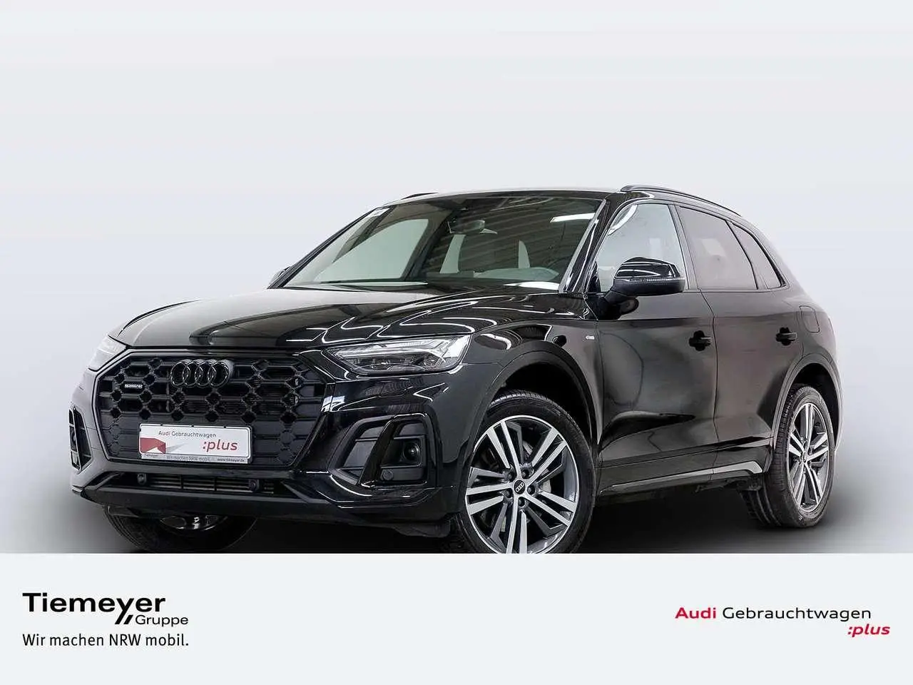 Photo 1 : Audi Q5 2022 Hybrid