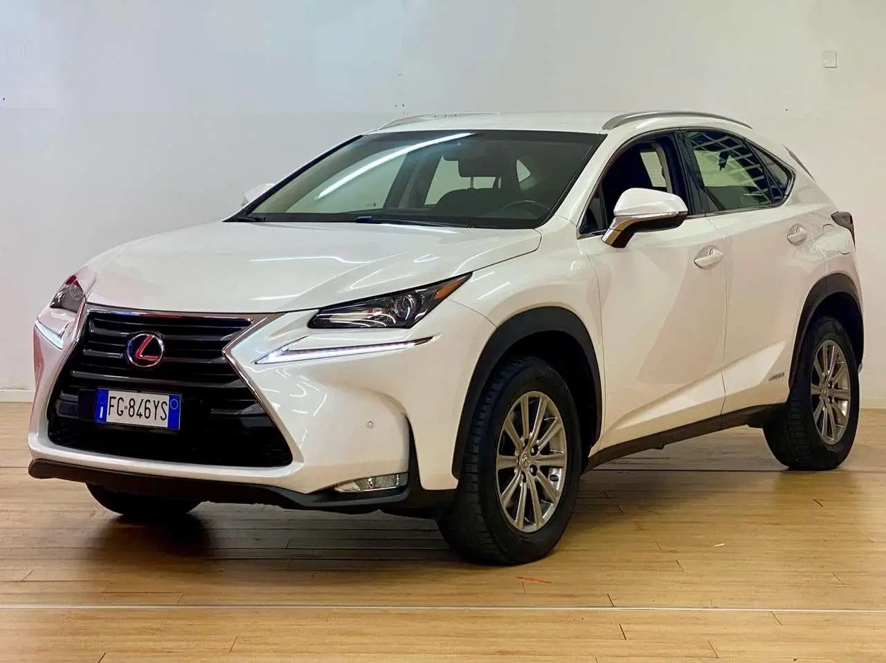 Photo 1 : Lexus Nx 2016 Hybride