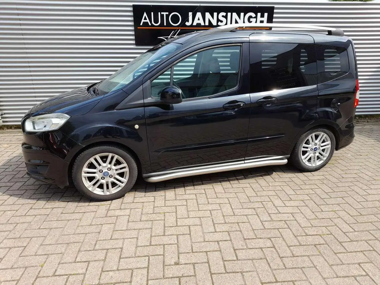 Photo 1 : Ford Tourneo 2015 Petrol