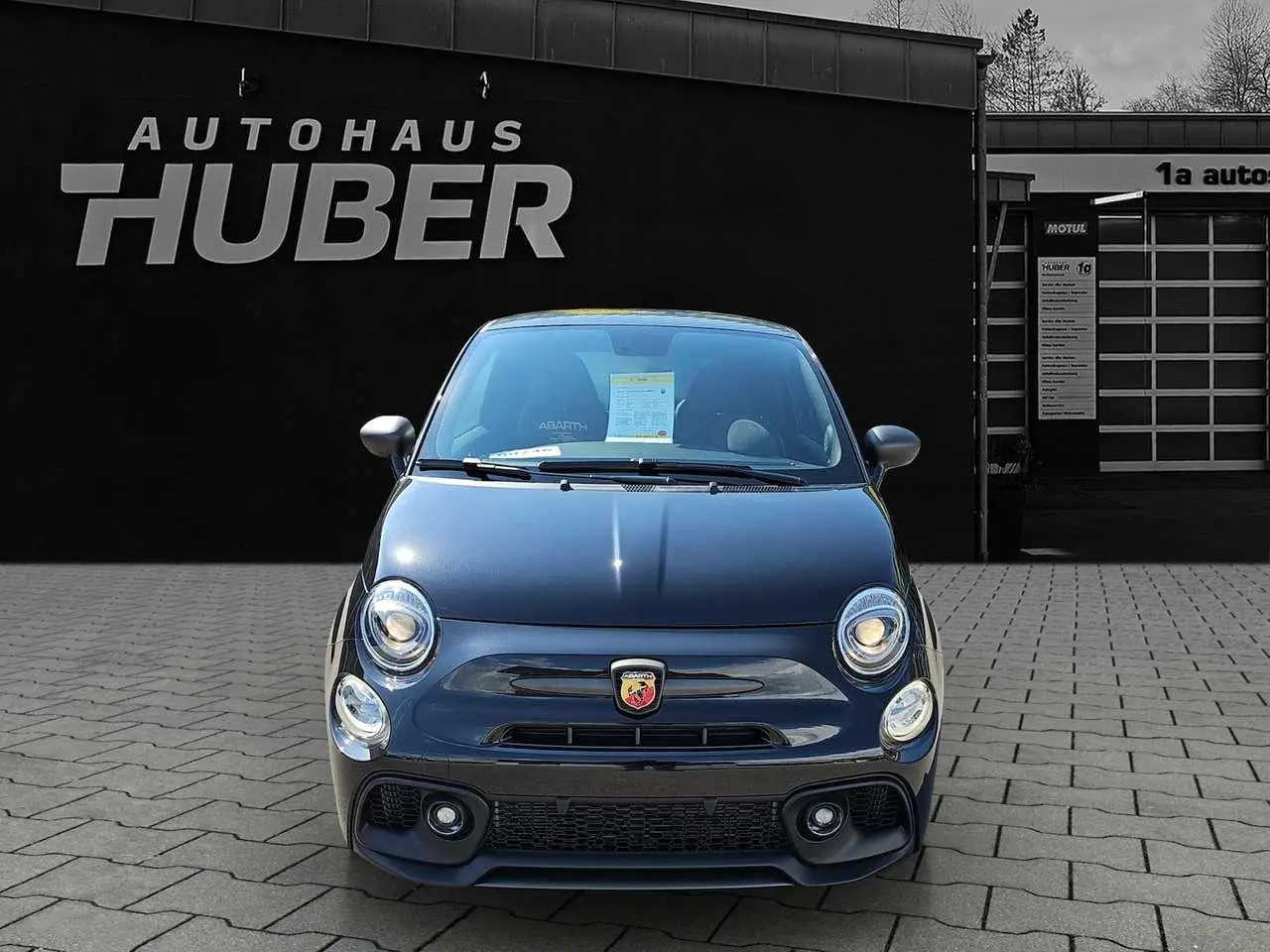 Photo 1 : Abarth 695 2024 Petrol