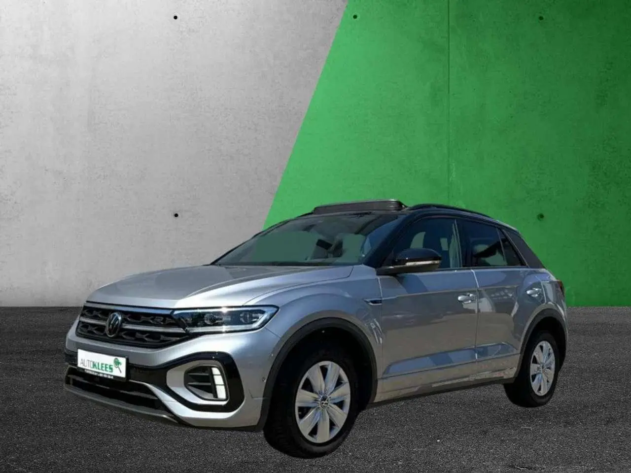 Photo 1 : Volkswagen T-roc 2023 Petrol