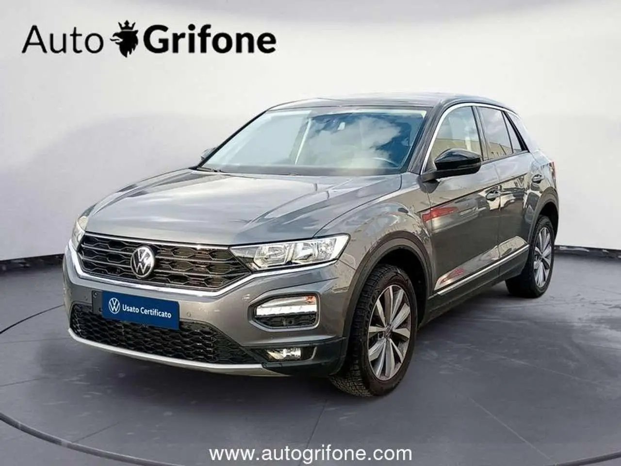 Photo 1 : Volkswagen T-roc 2021 Essence