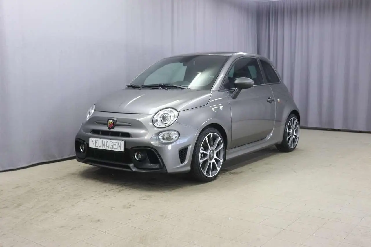 Photo 1 : Abarth 595 2023 Petrol