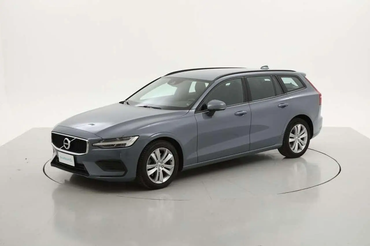 Photo 1 : Volvo V60 2021 Hybride