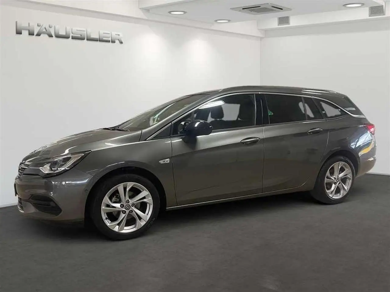 Photo 1 : Opel Astra 2021 Essence