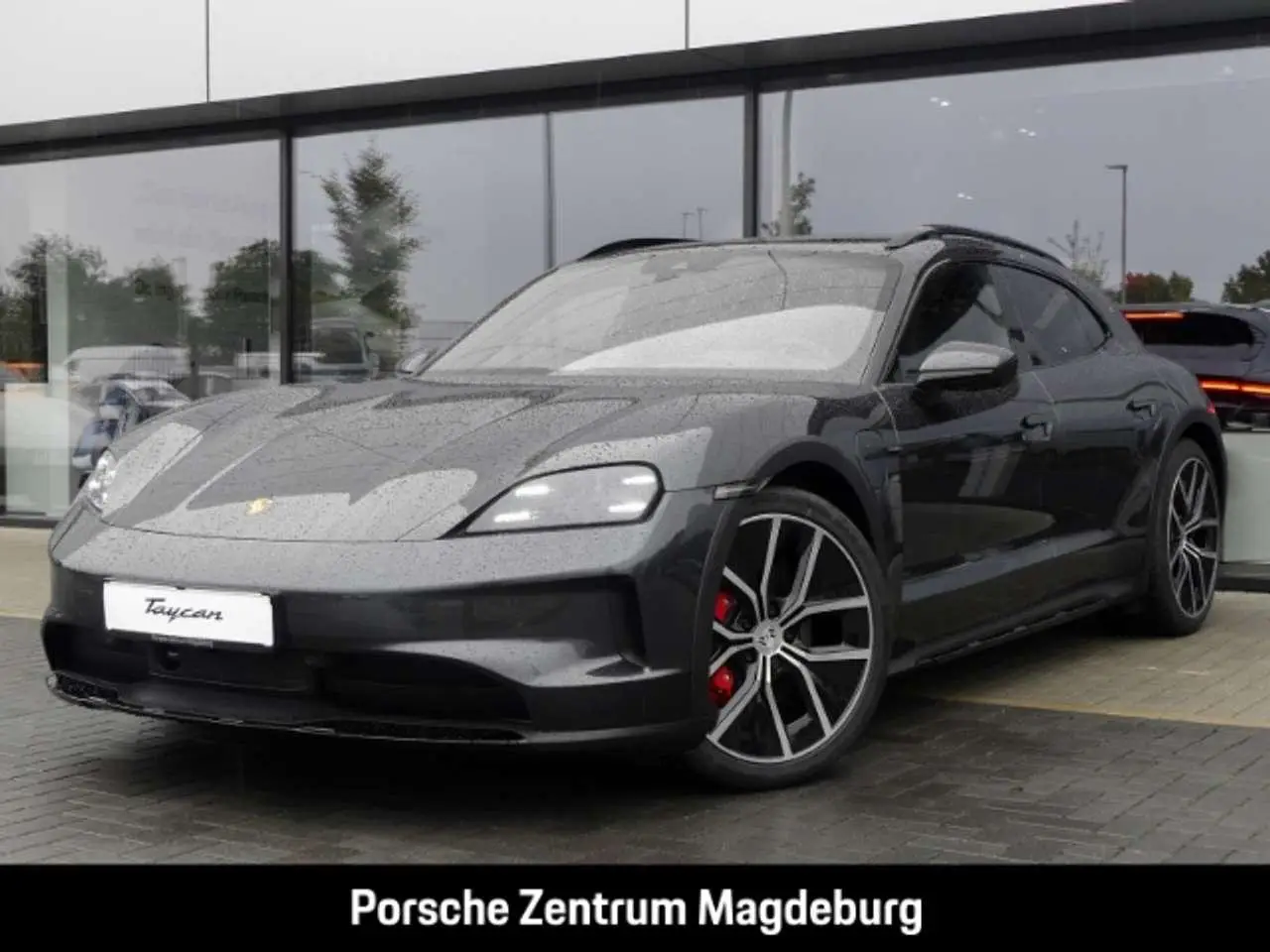 Photo 1 : Porsche Taycan 2024 Electric