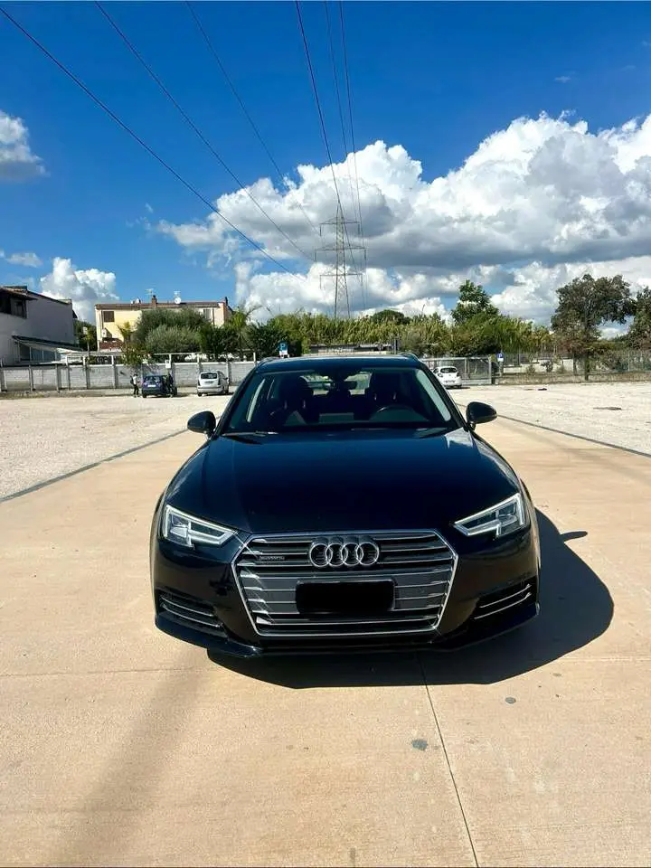 Photo 1 : Audi A4 2016 Diesel