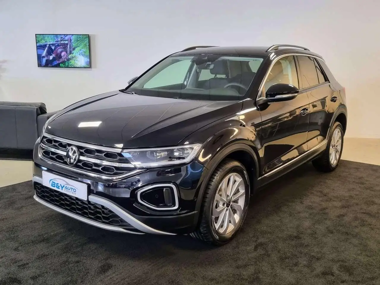 Photo 1 : Volkswagen T-roc 2024 Petrol