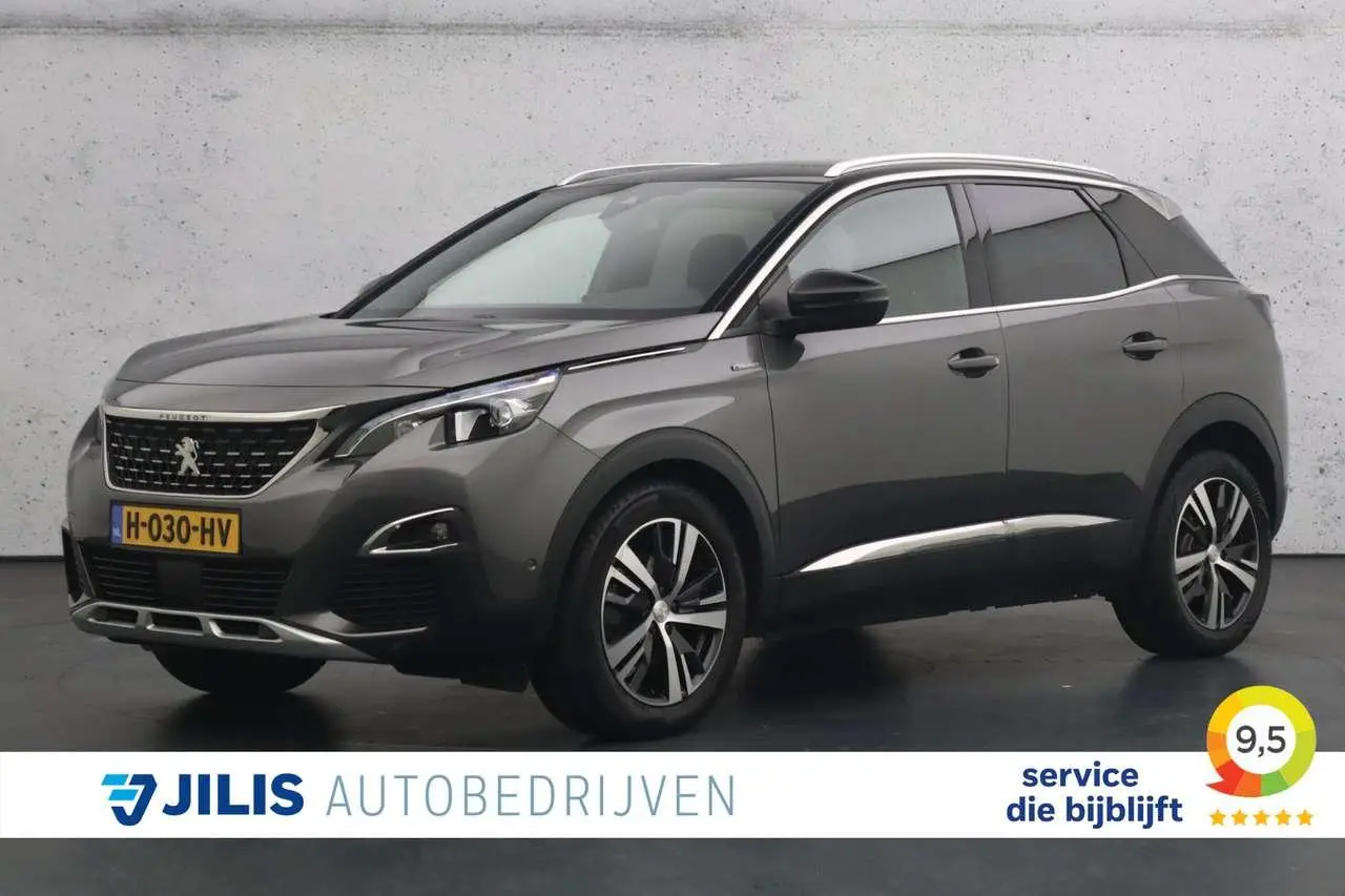 Photo 1 : Peugeot 3008 2019 Petrol