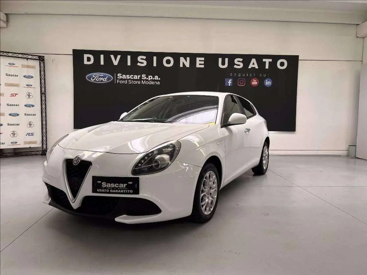 Photo 1 : Alfa Romeo Giulietta 2016 Diesel