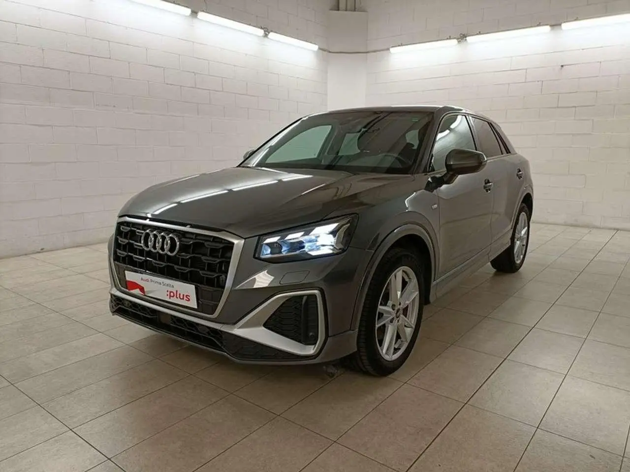 Photo 1 : Audi Q2 2023 Diesel